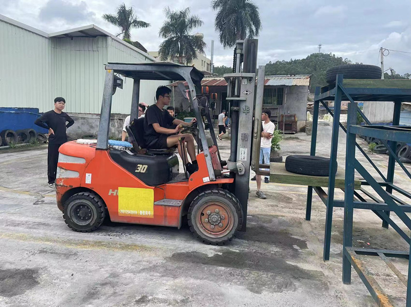 龙门永汉学叉车费用是多少钱？永汉学叉车难吗？