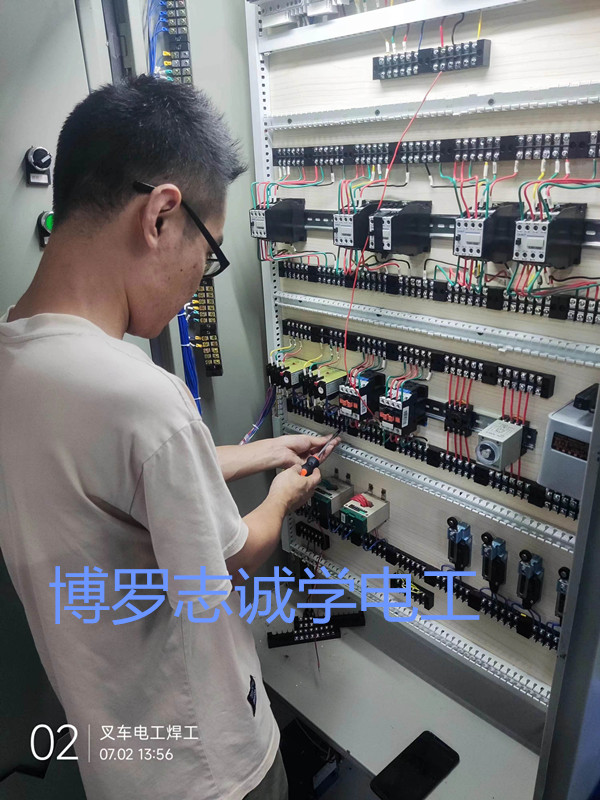 惠州三栋电工培训基地，惠州三栋学电工要多少钱