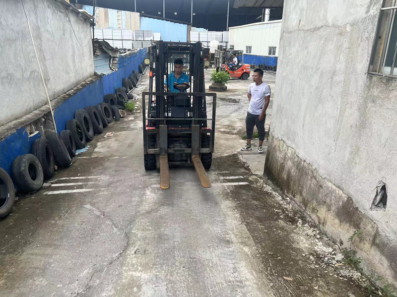 惠东宝口附近学叉车 考叉车证在哪里报名？宝口附近学叉车要多长时间？