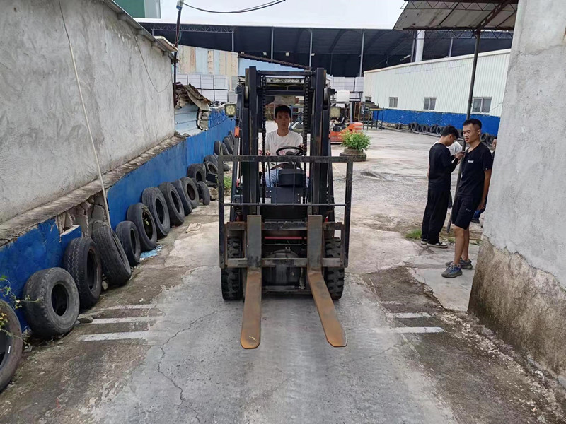 惠州三和附近学叉车 考叉车证在哪里报名？三和附近学叉车要多长时间？