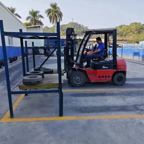 增城派潭附近学叉车 考叉车证在哪里报名？派潭附近学叉车要多少钱？