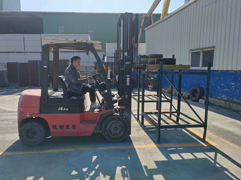 博罗杨侨学叉车要多少钱?博罗杨侨哪里报名学叉车？