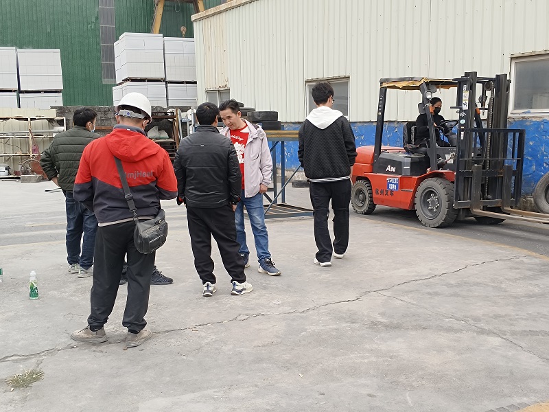 东莞虎门学叉车技术，东莞虎门学叉车需要什么资料