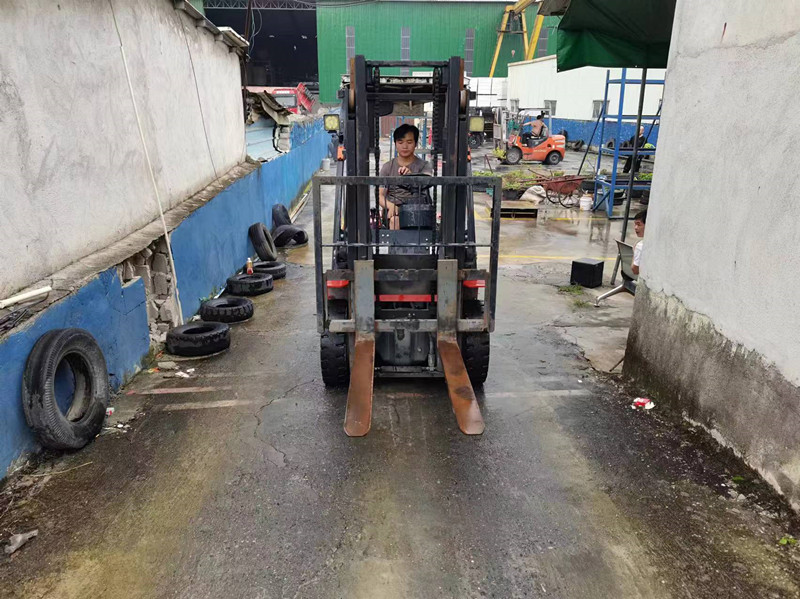 广东汕尾陆丰学叉车 陆丰考叉车证在哪里报名？需要什么资料？