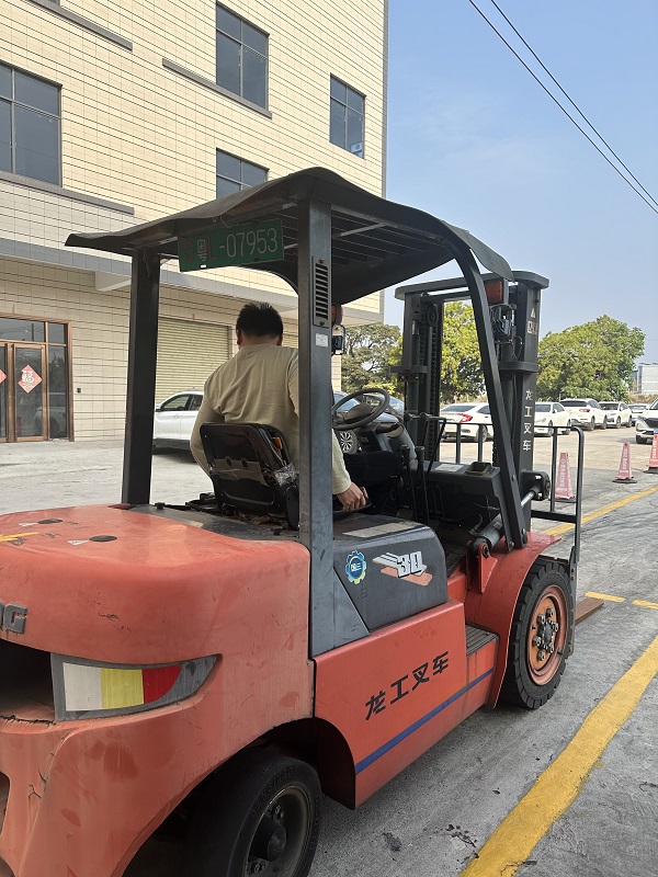 增城石滩学叉车技术，增城石滩学叉车需要什么资料