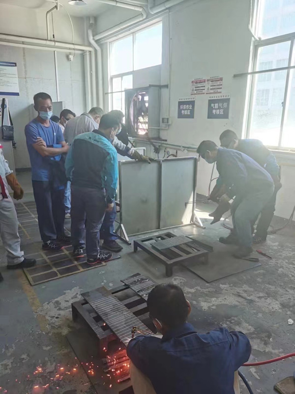 惠东白花镇周边考焊工证多少钱？白花学焊工哪家学校好？