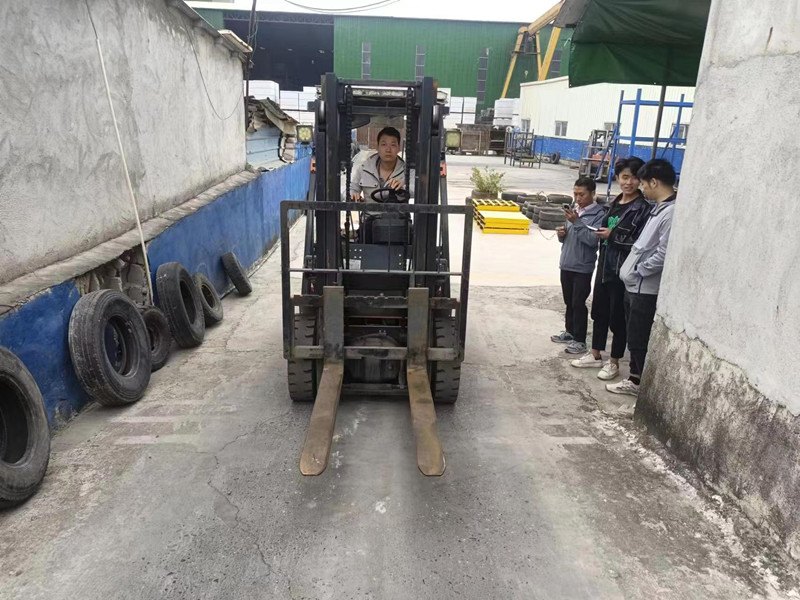 惠城芦洲附近哪里学叉车？惠城芦洲学叉车多少钱？