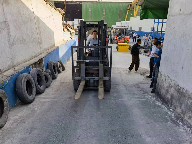 惠城龙丰叉车技术，惠城龙丰学叉车需要什么资料