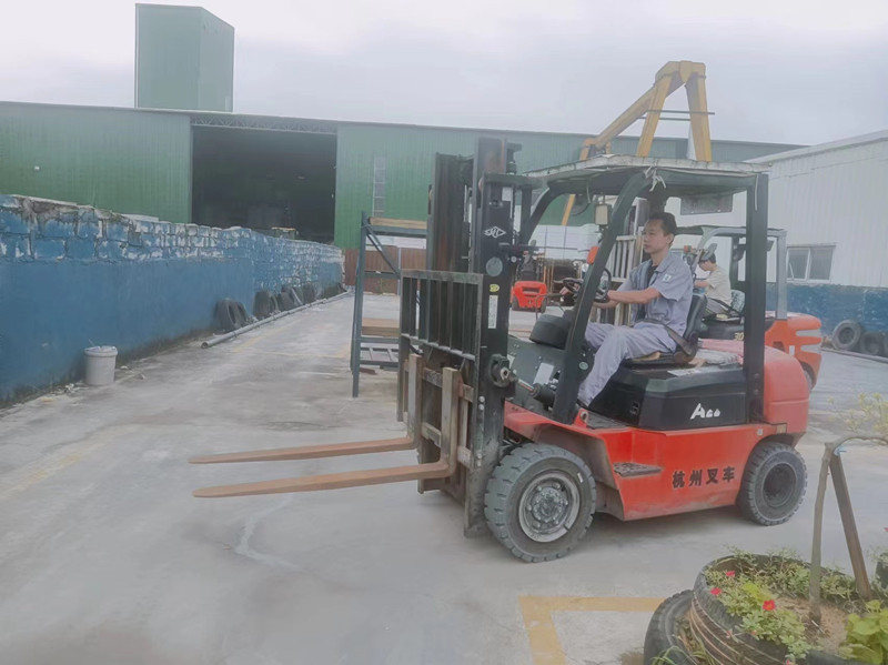 龙岗龙城哪里有考叉车培训的，龙岗龙城考叉车证需要什么条件