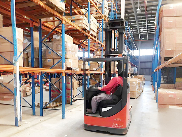 东莞塘厦附近学叉车哪里有报名？