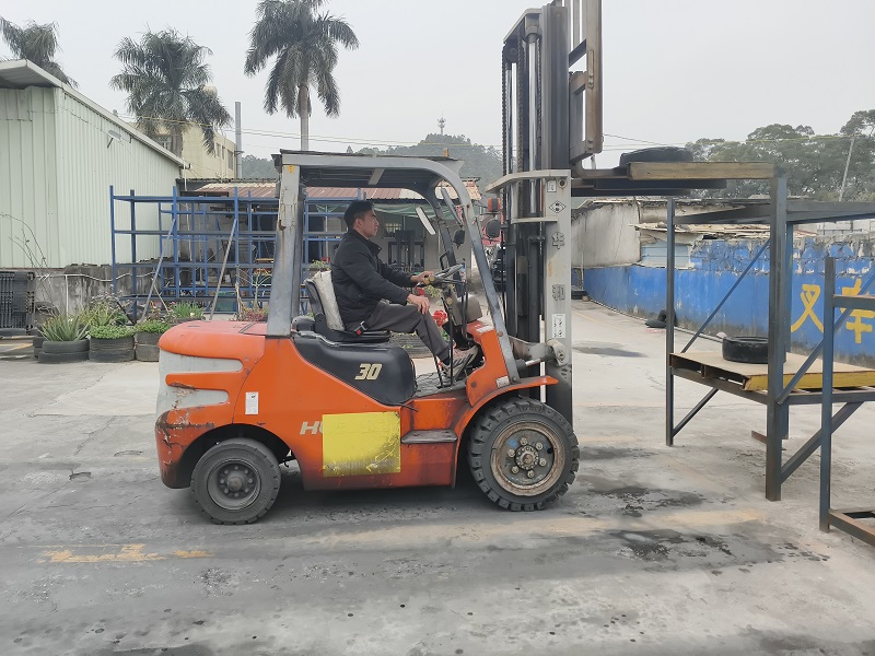 惠东高潭叉车专业叉车培训机构，惠东高潭叉车考证全国通用证件在哪里有