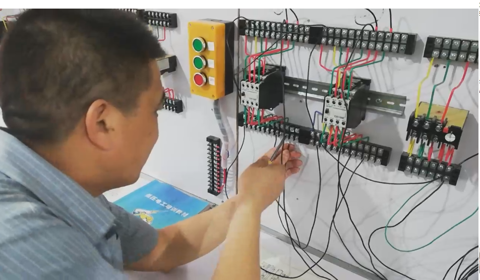 东莞望牛墩学电工 考电工证在哪里报名？需要学多久？