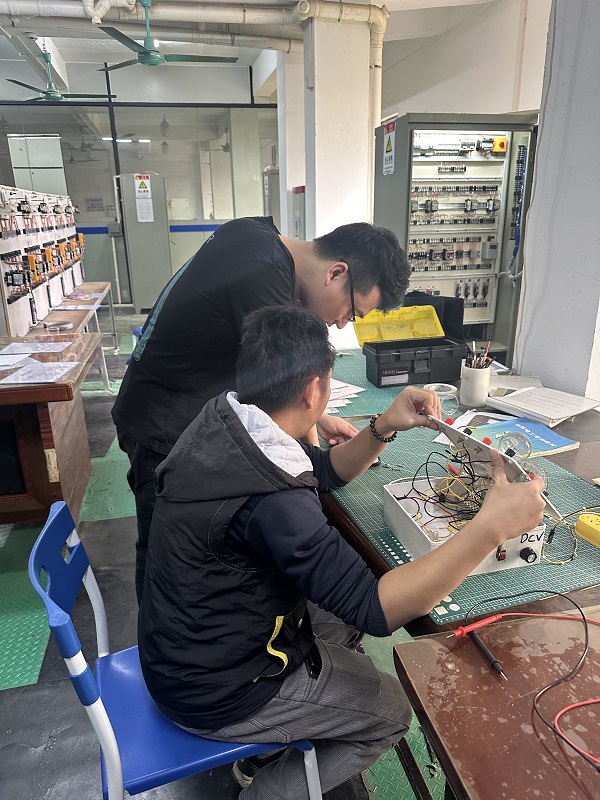 汕尾陆河哪里有电工培训？
